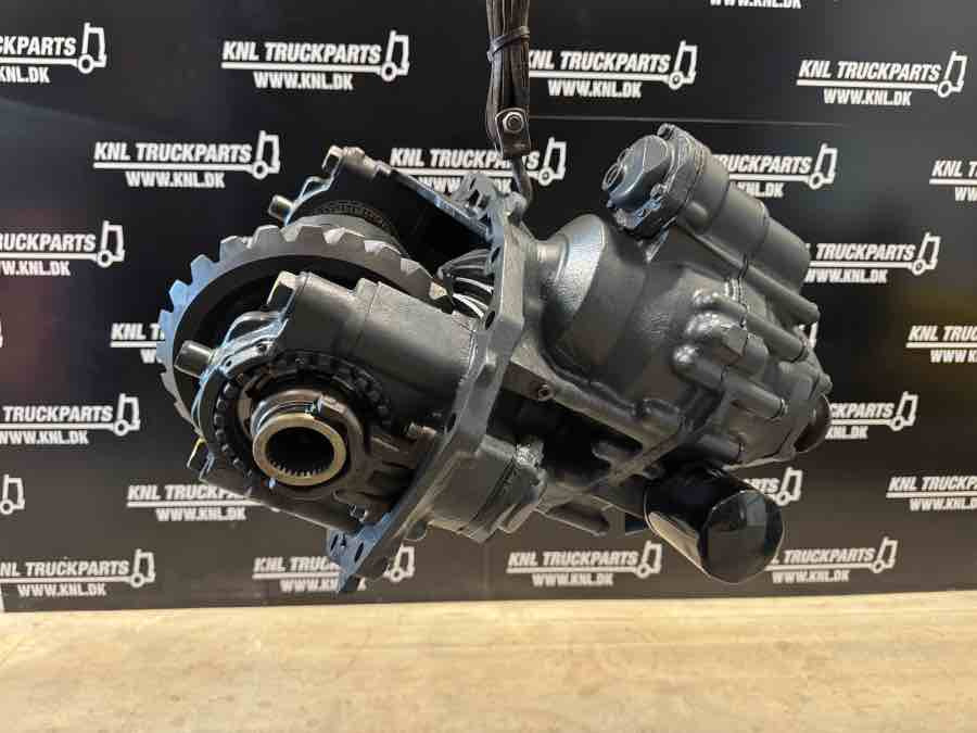SCANIA DIFF RBP835 - 3.96 // 1531355 - Différentiel pour Camion: photos 2 SCANIA DIFF RBP835 - 3.96 // 1531355 - Différentiel pour Camion: photos 2