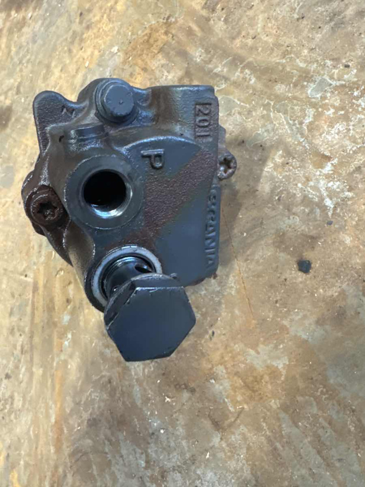 SCANIA FUEL PUMP 2562326 - Préparation du carburant pour Camion: photos 3 SCANIA FUEL PUMP 2562326 - Préparation du carburant pour Camion: photos 3