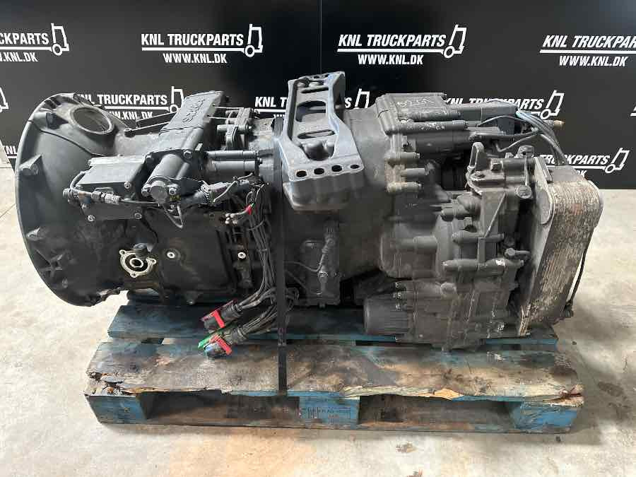 SCANIA GEARBOX GRSO925R // R4100D // 2870610 - Boîte de vitesse pour Camion: photos 1 SCANIA GEARBOX GRSO925R // R4100D // 2870610 - Boîte de vitesse pour Camion: photos 1