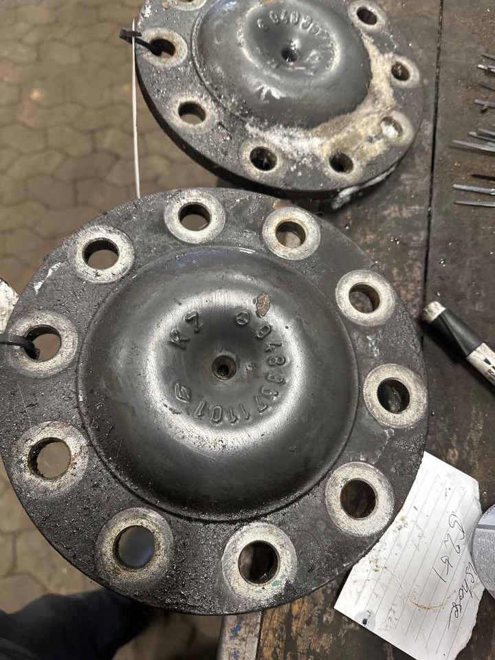 SETRA / MERCEDES DRIVE SHAFT A9483571001 - Demi arbre pour Bus: photos 1 SETRA / MERCEDES DRIVE SHAFT A9483571001 - Demi arbre pour Bus: photos 1