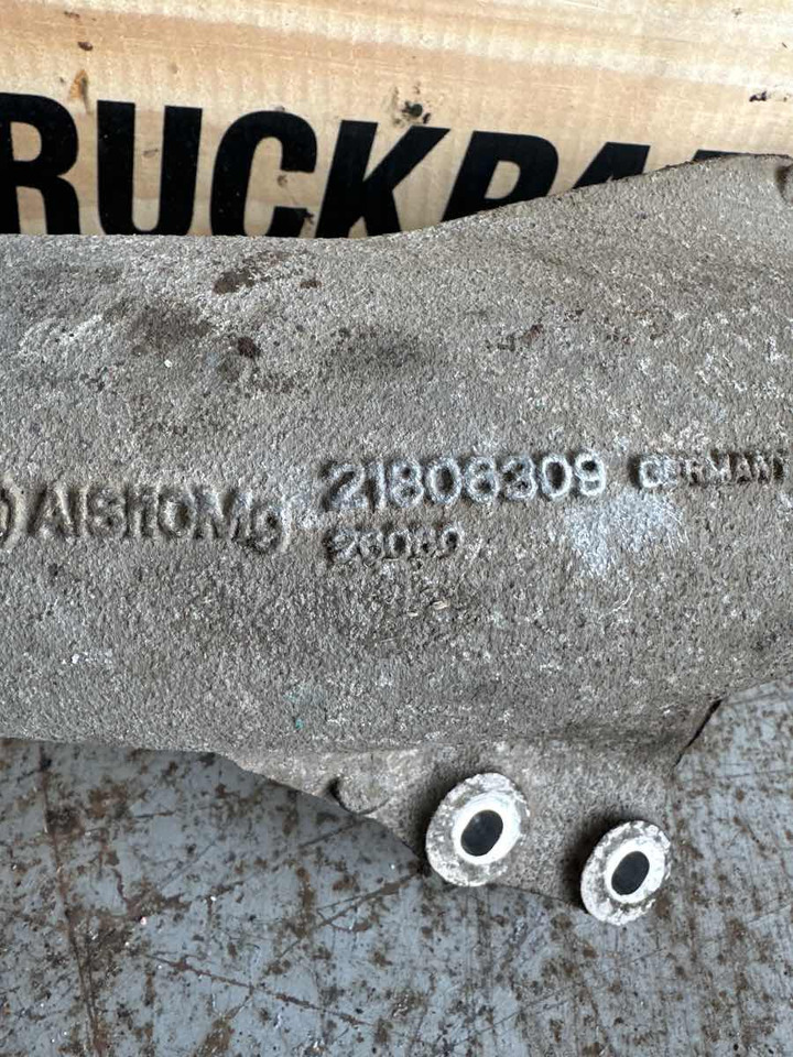 VOLVO COOLER PIPE 20522119 - Tuyau d'admission d'air pour Camion: photos 2 VOLVO COOLER PIPE 20522119 - Tuyau d'admission d'air pour Camion: photos 2