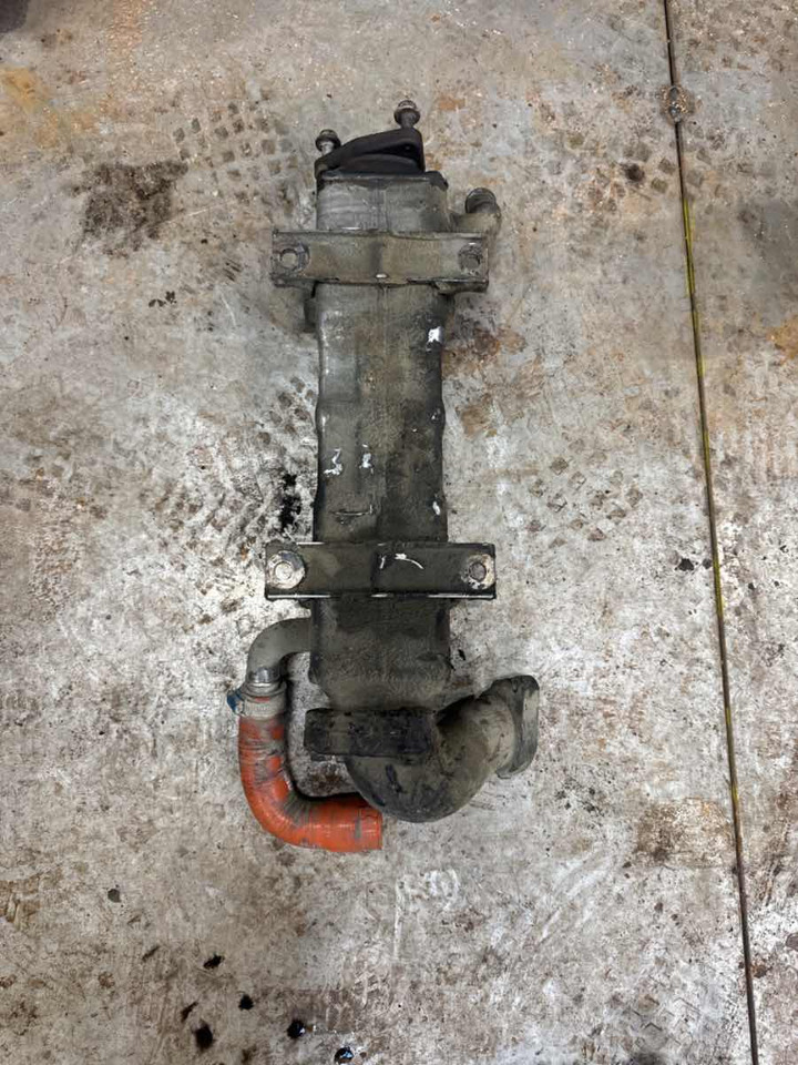 VOLVO EGR COOLER 21885006 - Moteur et pièces pour Camion: photos 2 VOLVO EGR COOLER 21885006 - Moteur et pièces pour Camion: photos 2