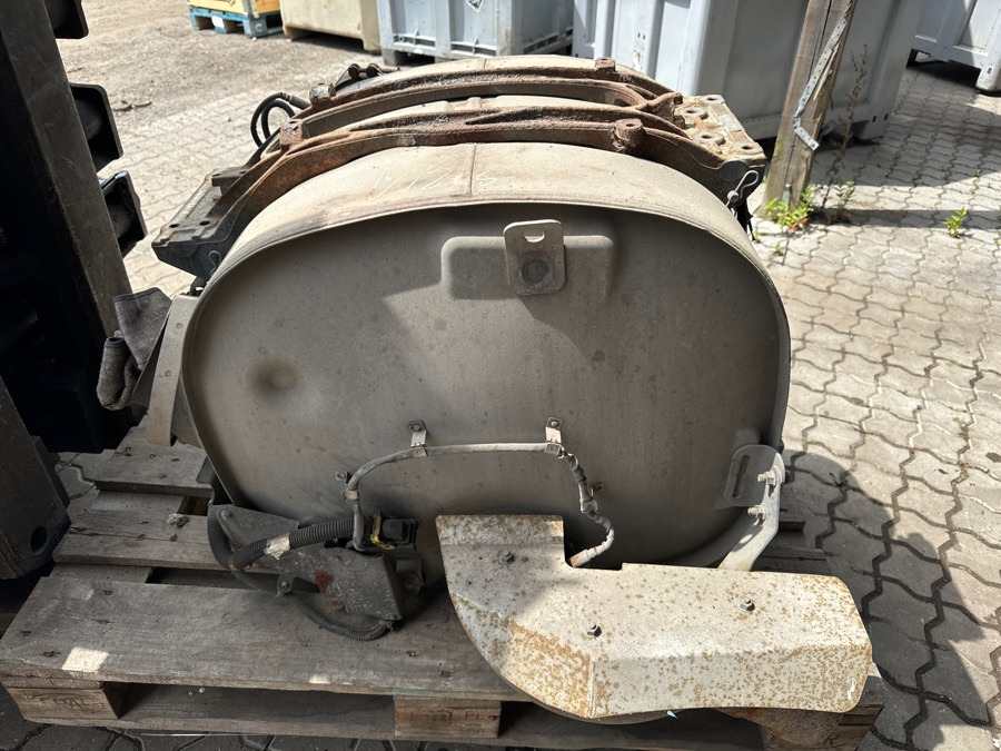 VOLVO EXHAUST 21364822 - Système d'échappement pour Camion: photos 2 VOLVO EXHAUST 21364822 - Système d'échappement pour Camion: photos 2