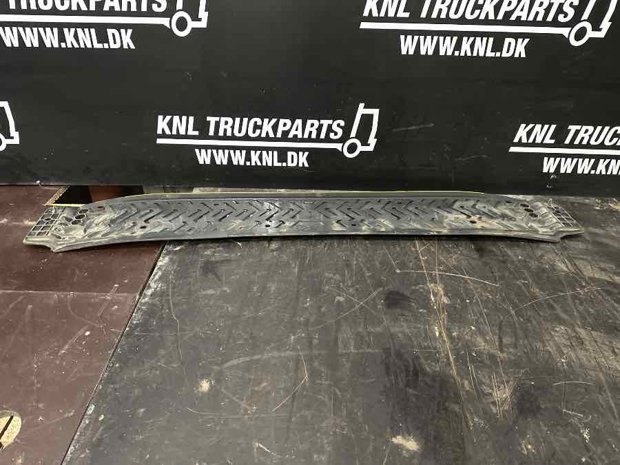 VOLVO RUBBER FOR 84454800 - Frame/ Châssis pour Camion: photos 2 VOLVO RUBBER FOR 84454800 - Frame/ Châssis pour Camion: photos 2