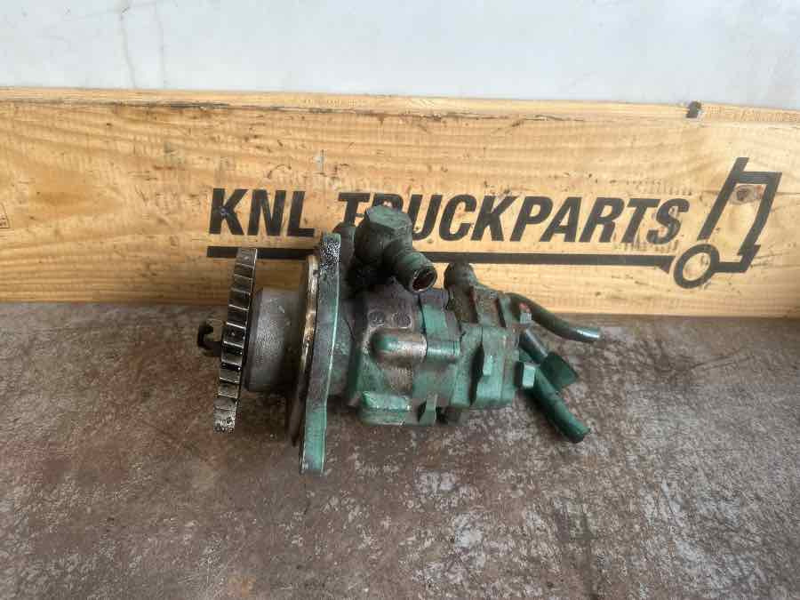 VOLVO STEERING PUMP 21110365 - Commande de gouvernail pour Camion: photos 1 VOLVO STEERING PUMP 21110365 - Commande de gouvernail pour Camion: photos 1