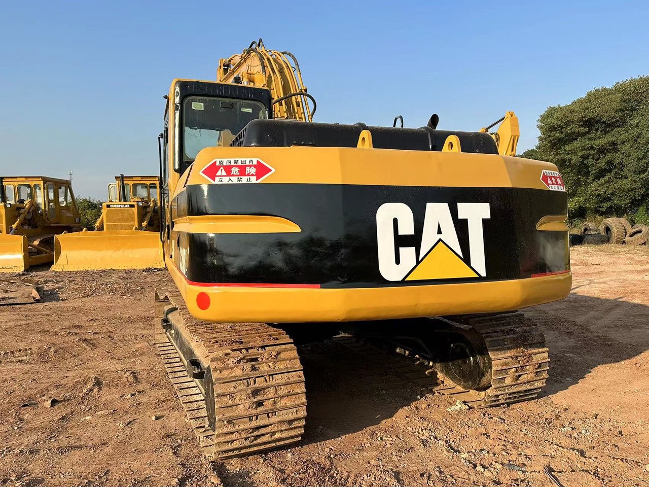 CAT 320B - Pelle sur chenille: photos 4 CAT 320B - Pelle sur chenille: photos 4