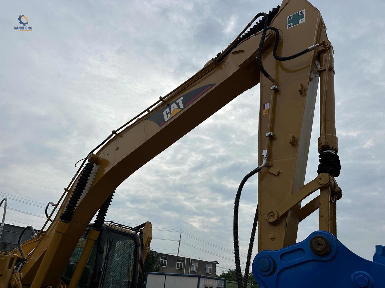 CAT 320CL with hammer crawler excavator - Pelle sur chenille: photos 5 CAT 320CL with hammer crawler excavator - Pelle sur chenille: photos 5