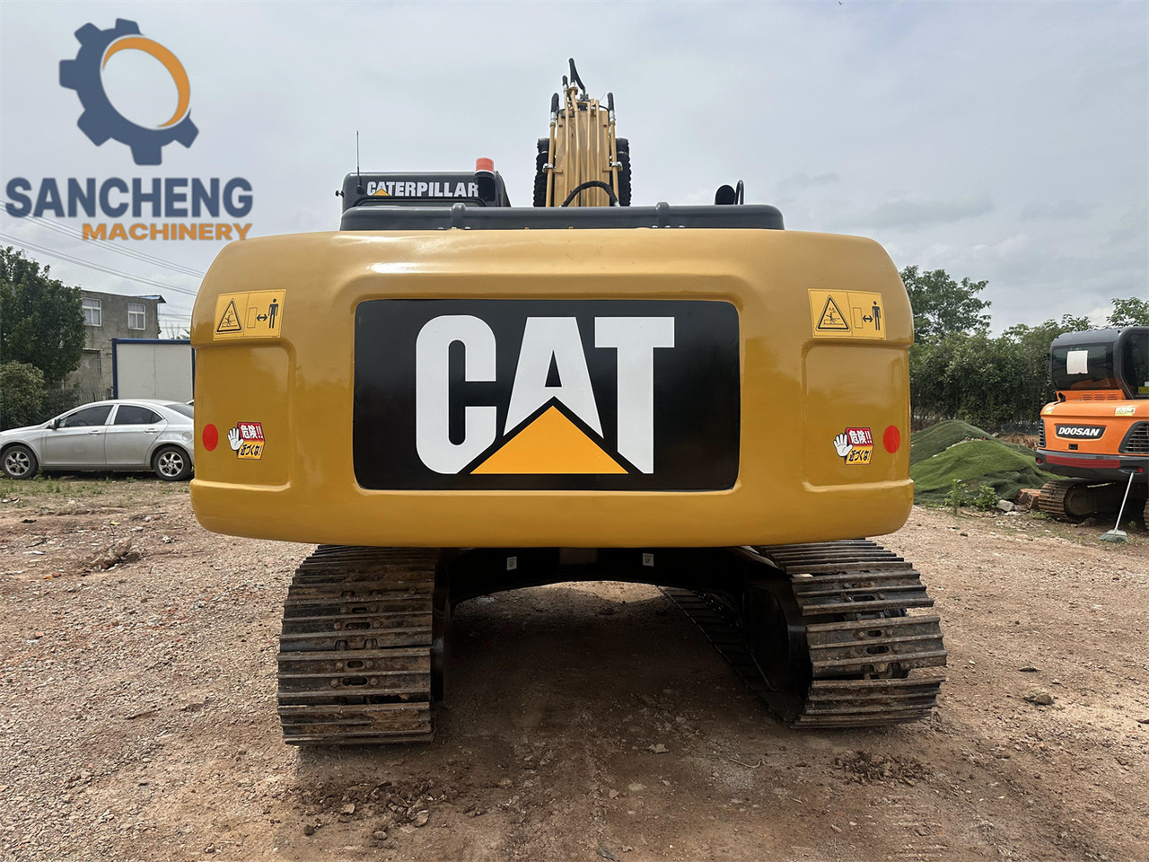 CAT 320DL - Pelle sur chenille: photos 3 CAT 320DL - Pelle sur chenille: photos 3