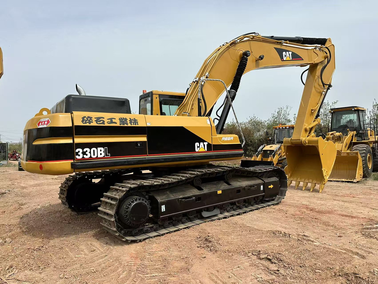 CAT 330BL - Pelle sur chenille: photos 3 CAT 330BL - Pelle sur chenille: photos 3