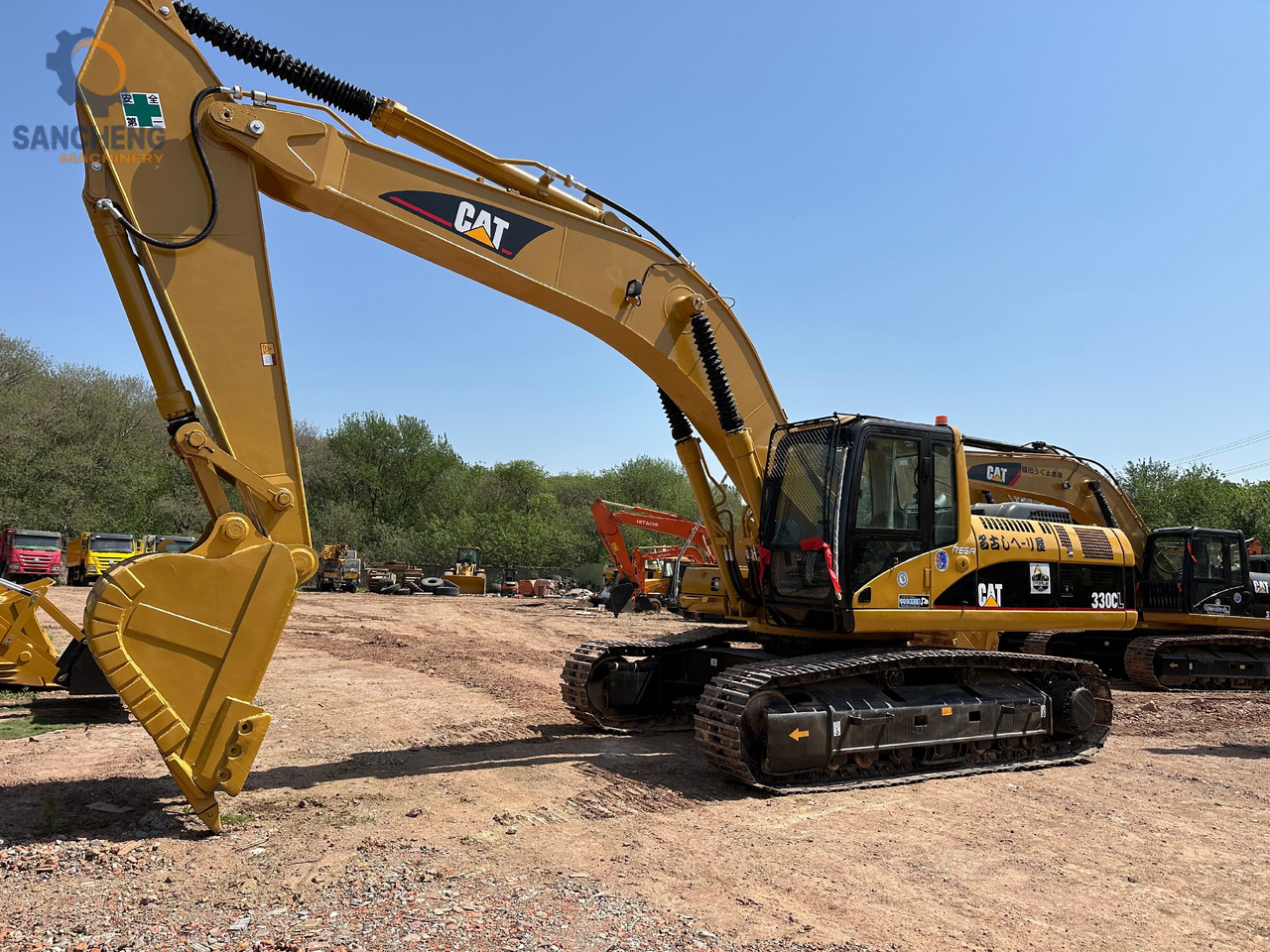 CAT 330CL - Pelle de démolition: photos 1 CAT 330CL - Pelle de démolition: photos 1