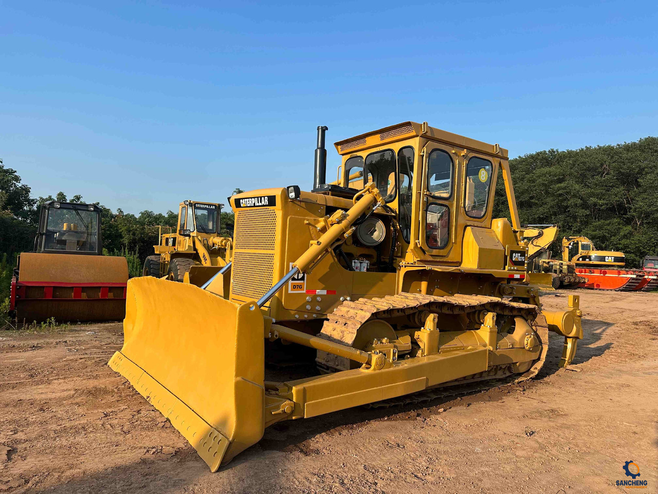 CAT D7G - Bulldozer: photos 3 CAT D7G - Bulldozer: photos 3