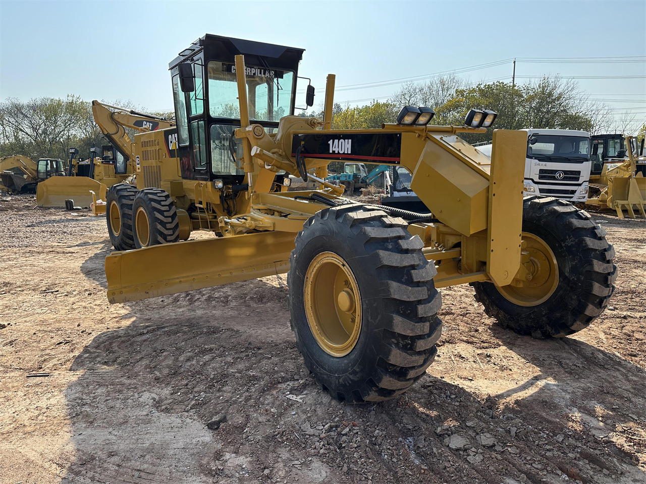CATERPILLAR 140H - Niveleuse: photos 2 CATERPILLAR 140H - Niveleuse: photos 2