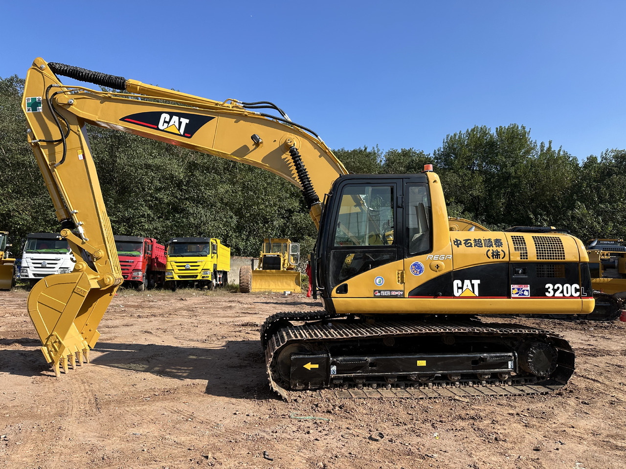 CATERPILLAR 320C - Pelle sur chenille: photos 3 CATERPILLAR 320C - Pelle sur chenille: photos 3