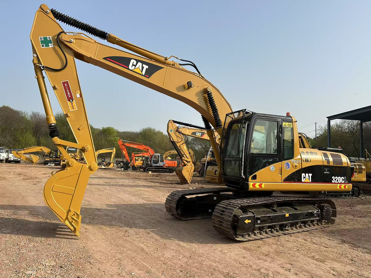 CATERPILLAR 320C - Pelle sur chenille: photos 4 CATERPILLAR 320C - Pelle sur chenille: photos 4
