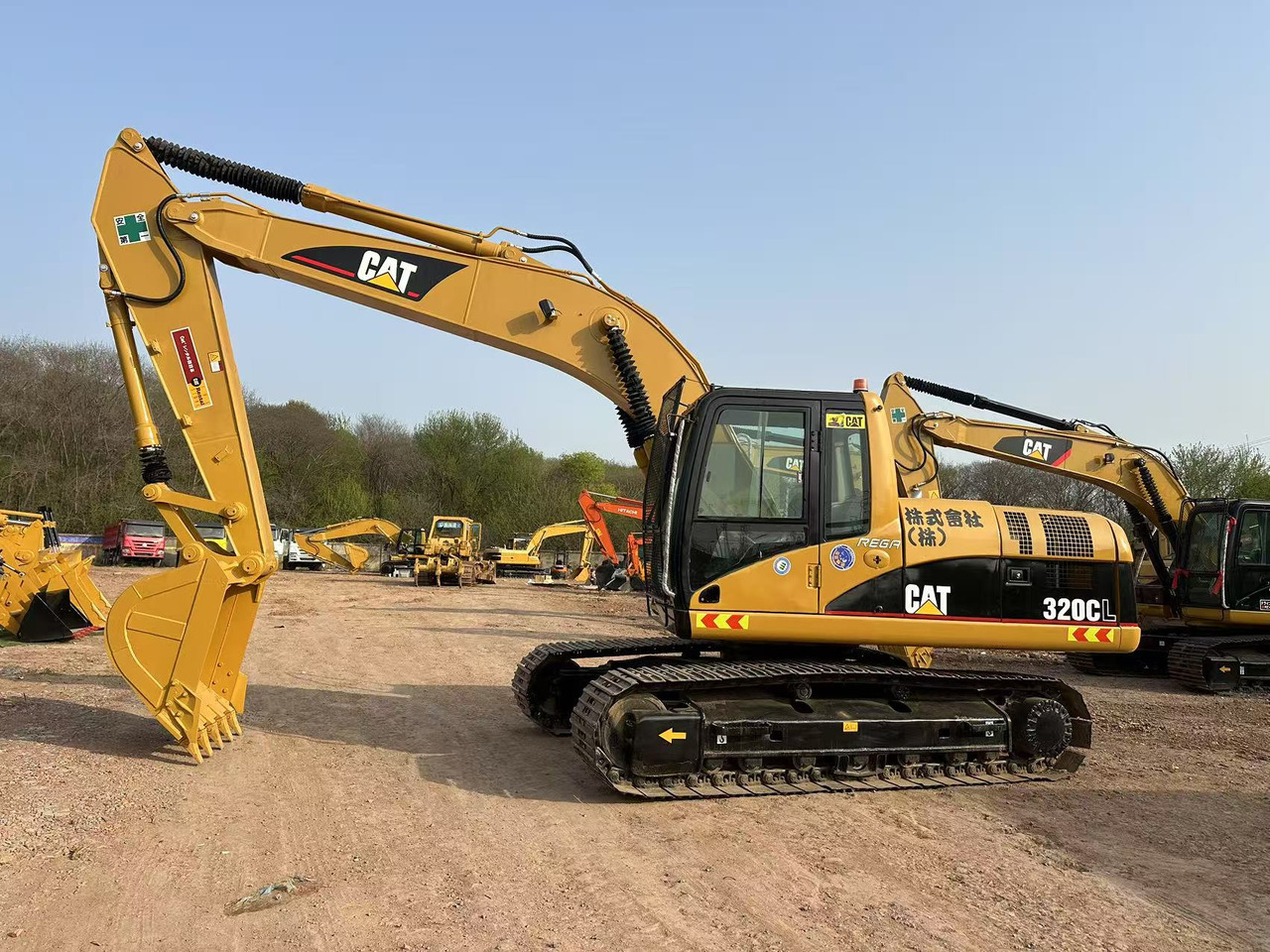 CATERPILLAR 320C - Pelle sur chenille: photos 5 CATERPILLAR 320C - Pelle sur chenille: photos 5