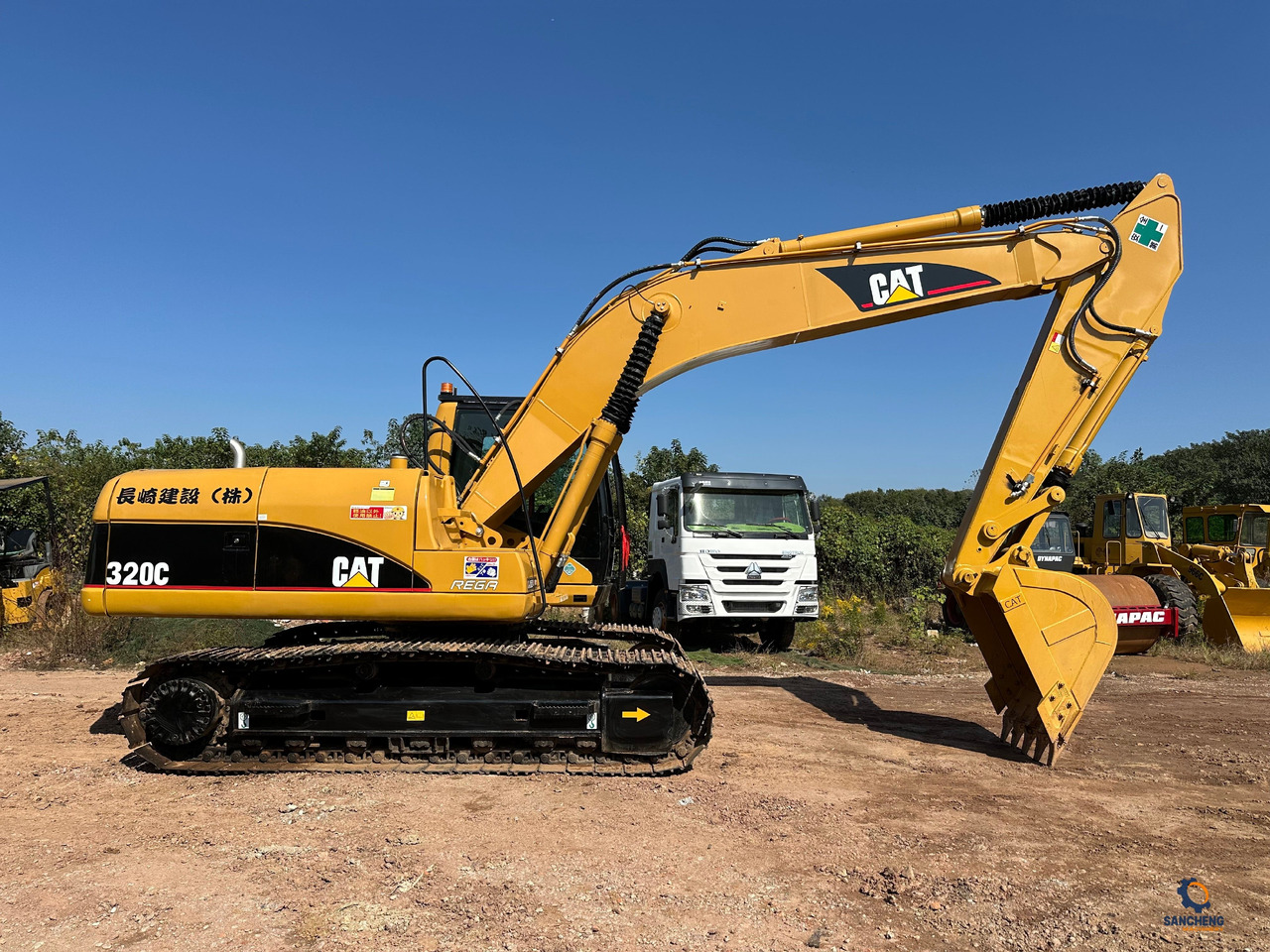 CATERPILLAR 320C - Pelle sur chenille: photos 2 CATERPILLAR 320C - Pelle sur chenille: photos 2