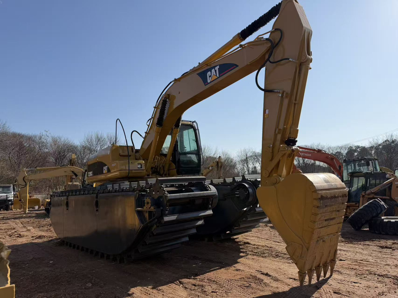 CATERPILLAR 320CL - Excavatrice amphibie: photos 4 CATERPILLAR 320CL - Excavatrice amphibie: photos 4