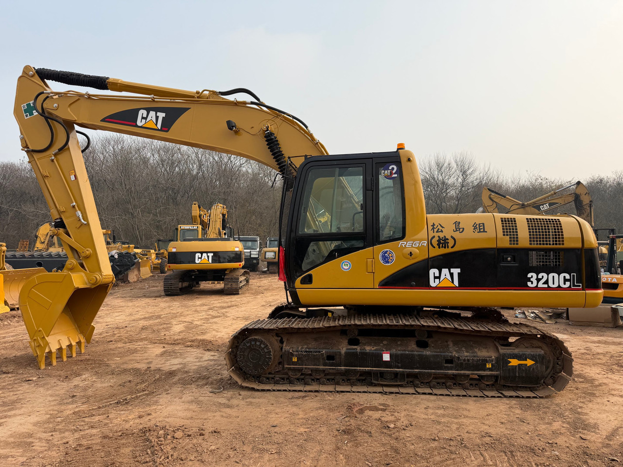 CATERPILLAR 320CL - Pelle: photos 3 CATERPILLAR 320CL - Pelle: photos 3