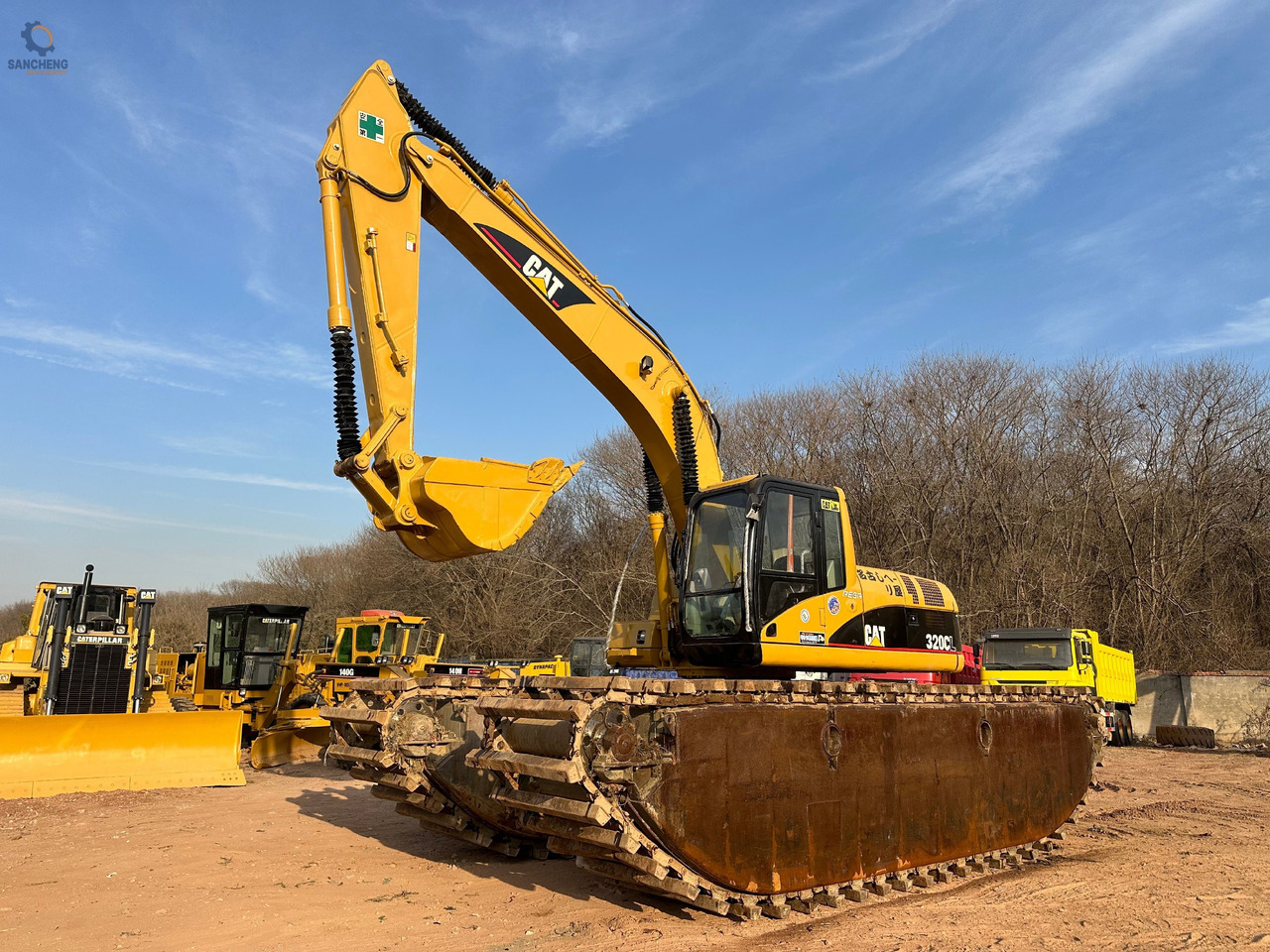 CATERPILLAR 320CL - Excavatrice amphibie: photos 1 CATERPILLAR 320CL - Excavatrice amphibie: photos 1