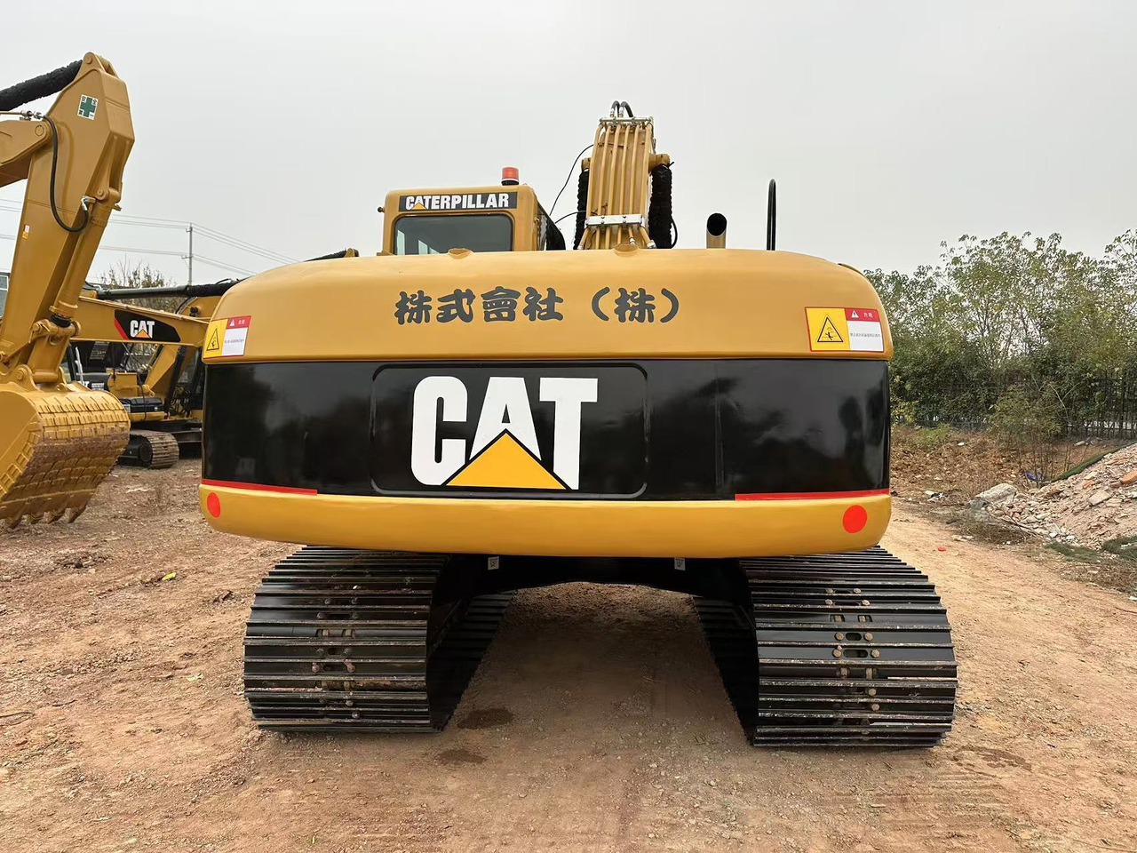 CATERPILLAR 320CL - Pelle sur chenille: photos 3 CATERPILLAR 320CL - Pelle sur chenille: photos 3