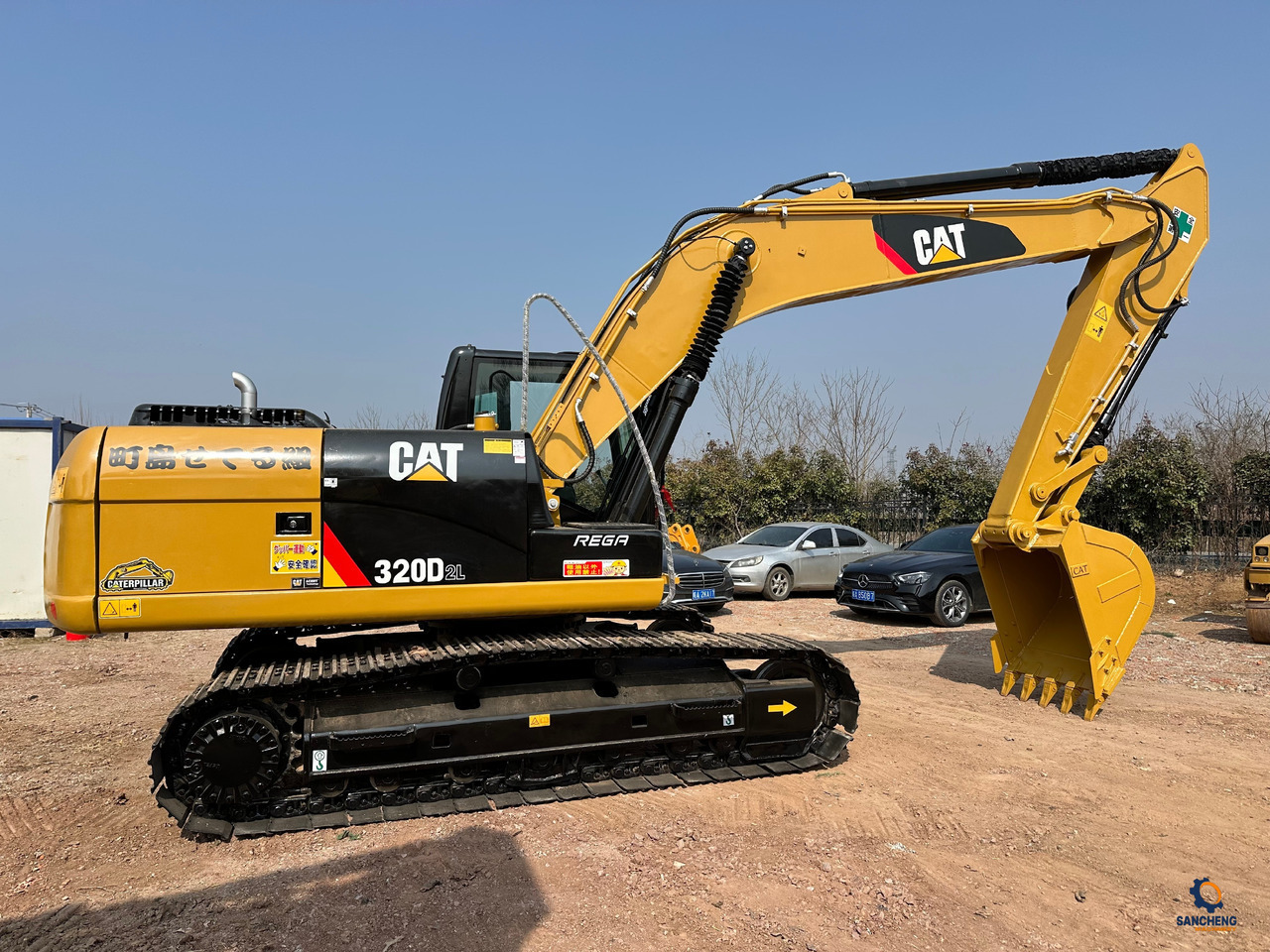 CATERPILLAR 320D2L - Pelle sur chenille: photos 1 CATERPILLAR 320D2L - Pelle sur chenille: photos 1