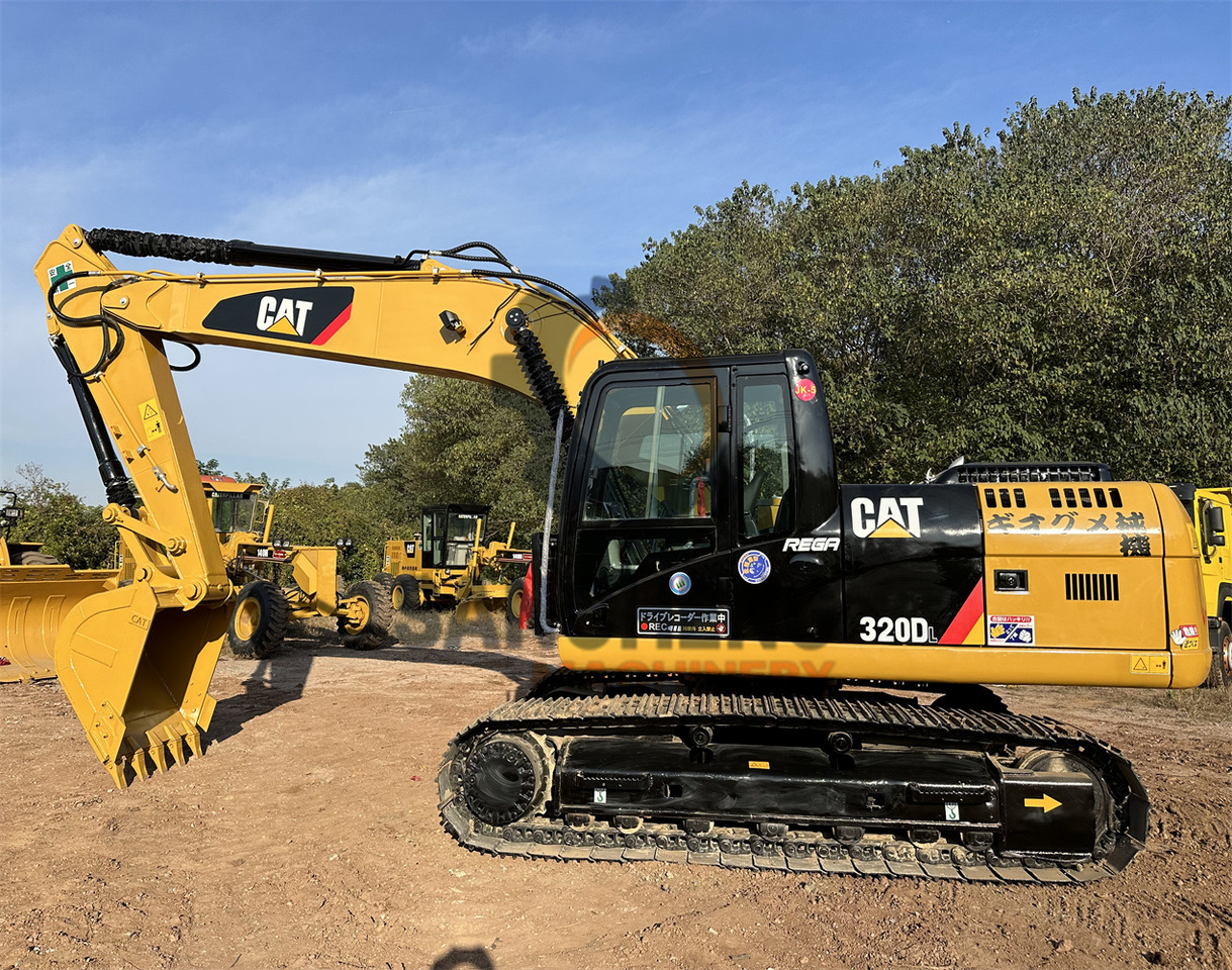 CATERPILLAR 320DL - Pelle sur chenille: photos 1 CATERPILLAR 320DL - Pelle sur chenille: photos 1