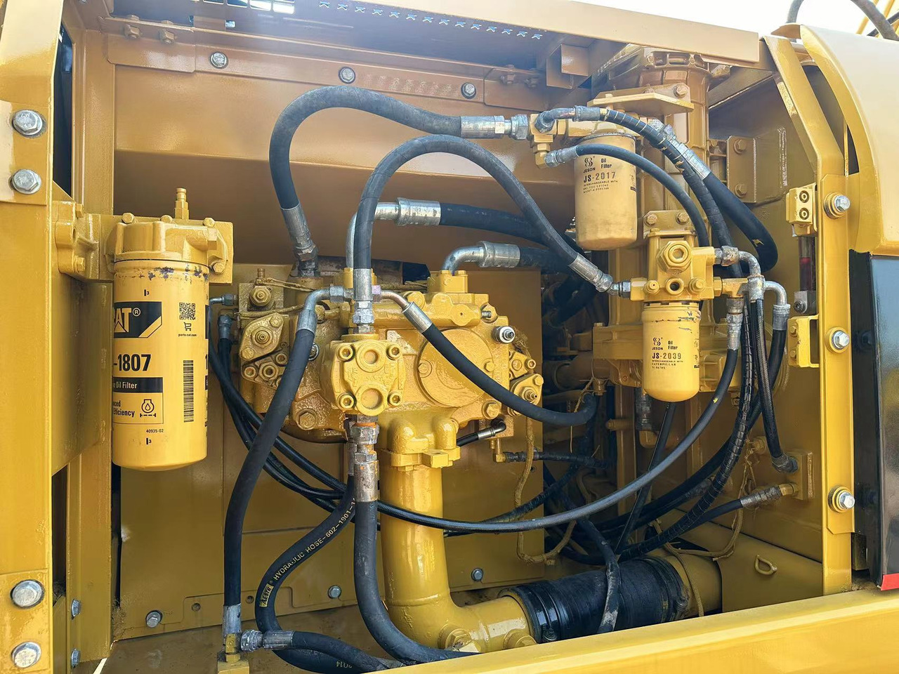 CATERPILLAR 325CL - Pelle sur chenille: photos 5 CATERPILLAR 325CL - Pelle sur chenille: photos 5
