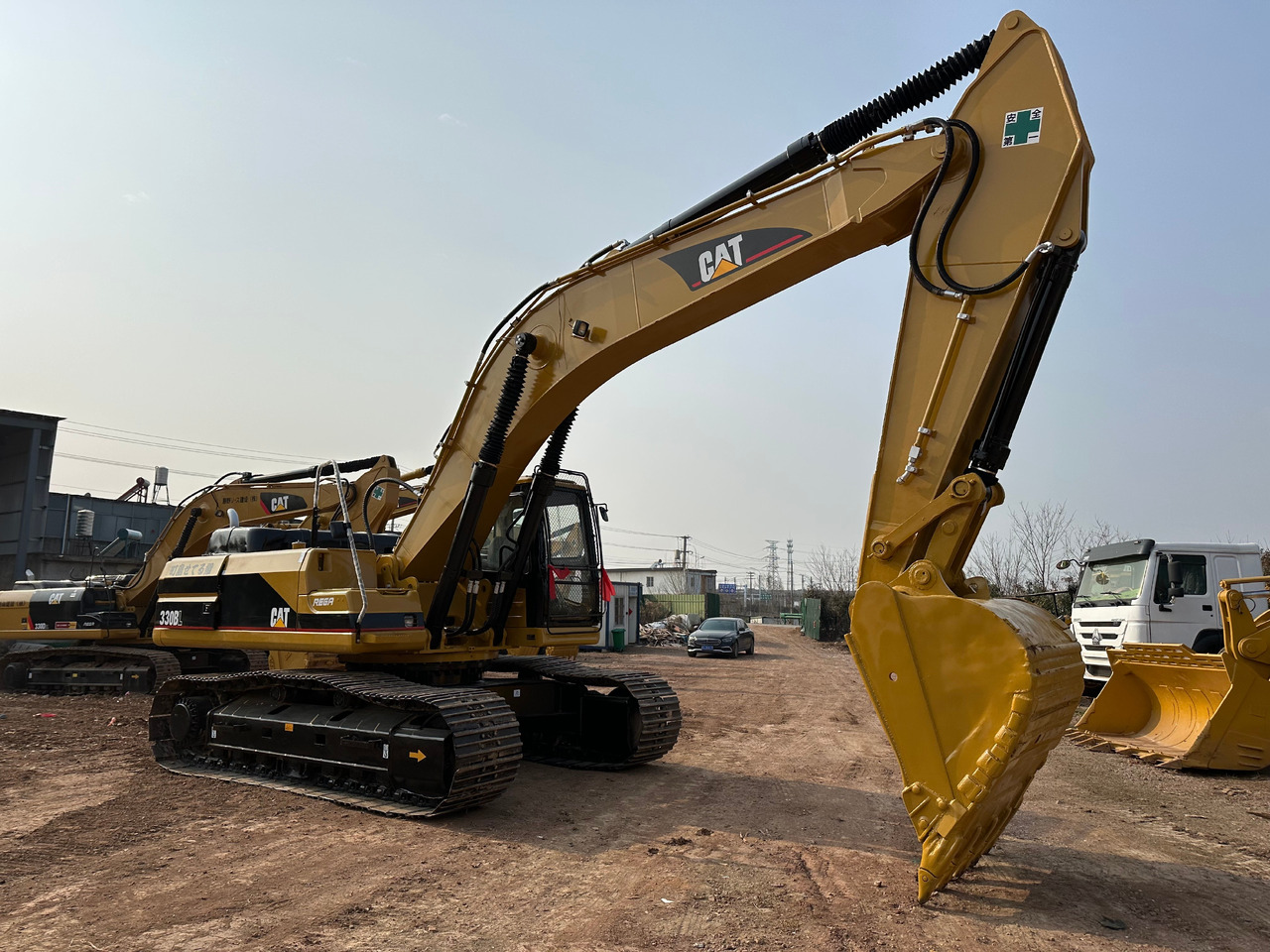 CATERPILLAR 330BL - Pelle sur chenille: photos 4 CATERPILLAR 330BL - Pelle sur chenille: photos 4