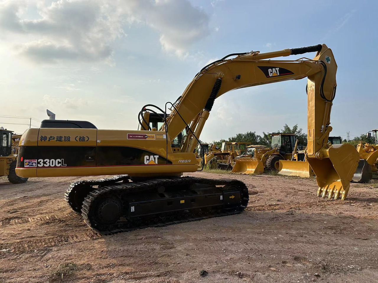 CATERPILLAR 330CL - Pelle: photos 3 CATERPILLAR 330CL - Pelle: photos 3