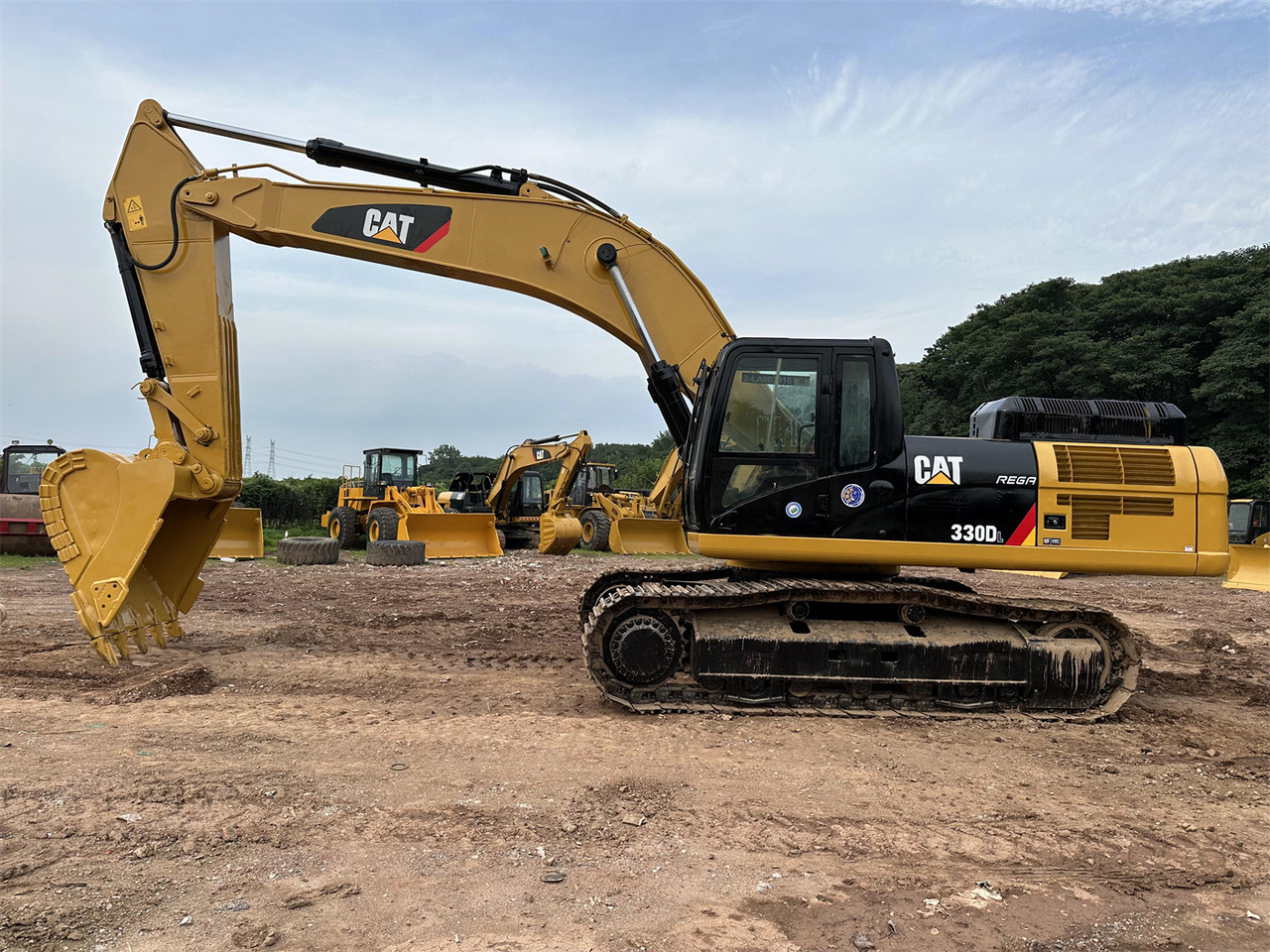 CATERPILLAR 330D - Pelle sur chenille: photos 3 CATERPILLAR 330D - Pelle sur chenille: photos 3