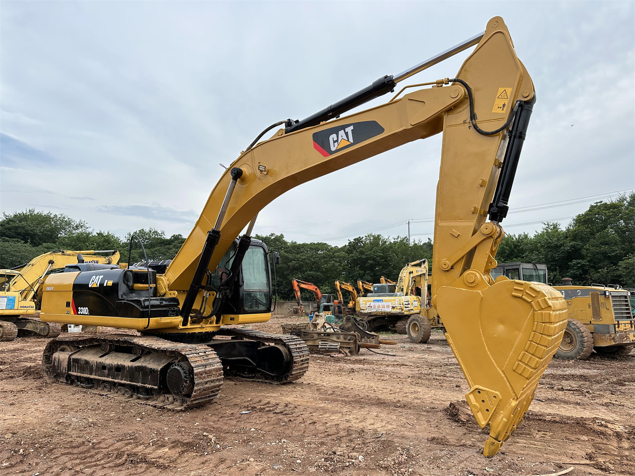 CATERPILLAR 330D - Pelle sur chenille: photos 1 CATERPILLAR 330D - Pelle sur chenille: photos 1