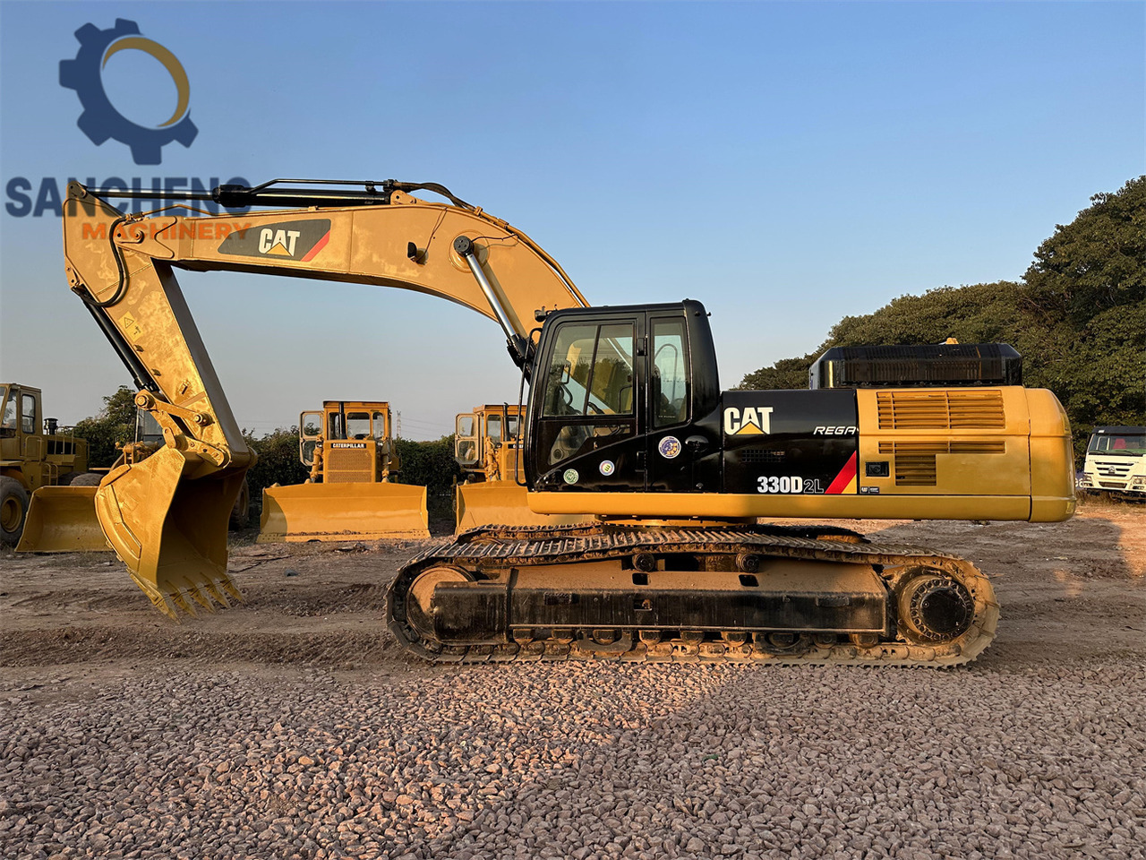 CATERPILLAR 330D2L - Pelle sur chenille: photos 4 CATERPILLAR 330D2L - Pelle sur chenille: photos 4