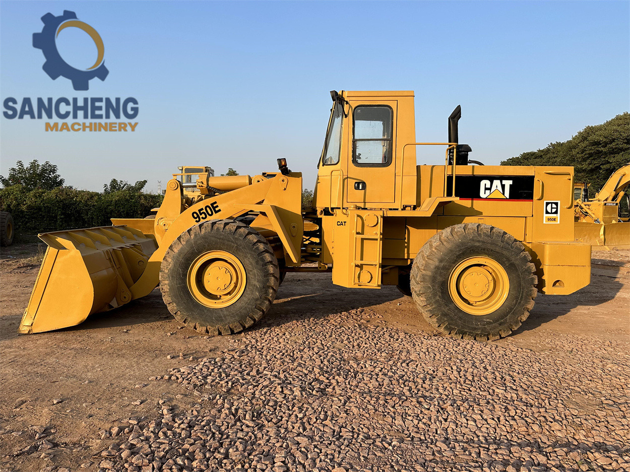 CATERPILLAR 950E - Chargeuse sur pneus: photos 5 CATERPILLAR 950E - Chargeuse sur pneus: photos 5