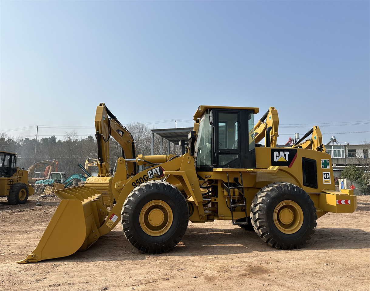 CATERPILLAR 950G - Chargeuse sur pneus: photos 5 CATERPILLAR 950G - Chargeuse sur pneus: photos 5