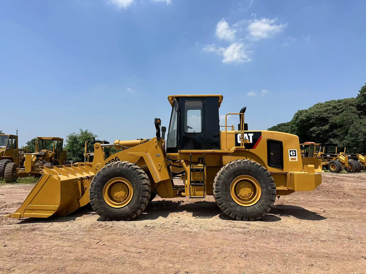 CATERPILLAR 950G - Chargeuse sur pneus: photos 4 CATERPILLAR 950G - Chargeuse sur pneus: photos 4