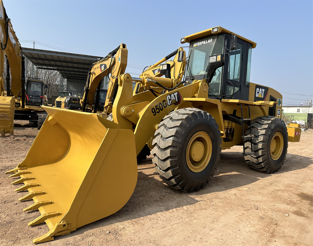 CATERPILLAR 950G - Chargeuse sur pneus: photos 5 CATERPILLAR 950G - Chargeuse sur pneus: photos 5