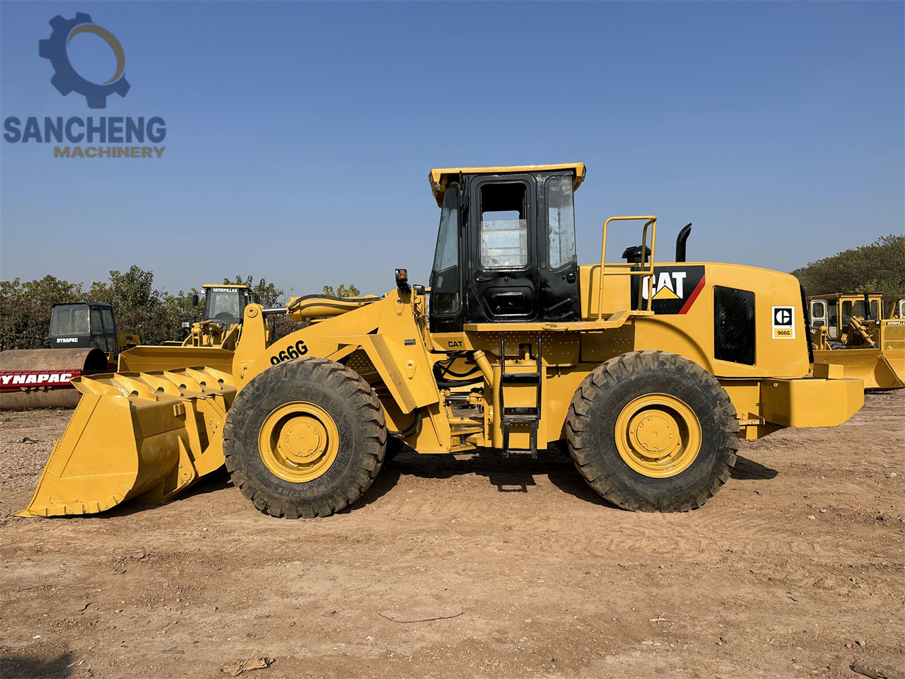 CATERPILLAR 966G - Chargeuse sur pneus: photos 2 CATERPILLAR 966G - Chargeuse sur pneus: photos 2