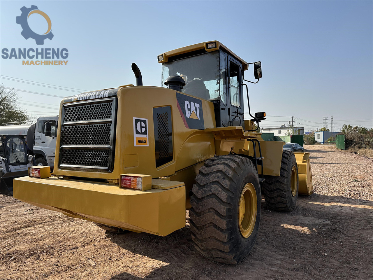 CATERPILLAR 966G - Chargeuse sur pneus: photos 5 CATERPILLAR 966G - Chargeuse sur pneus: photos 5