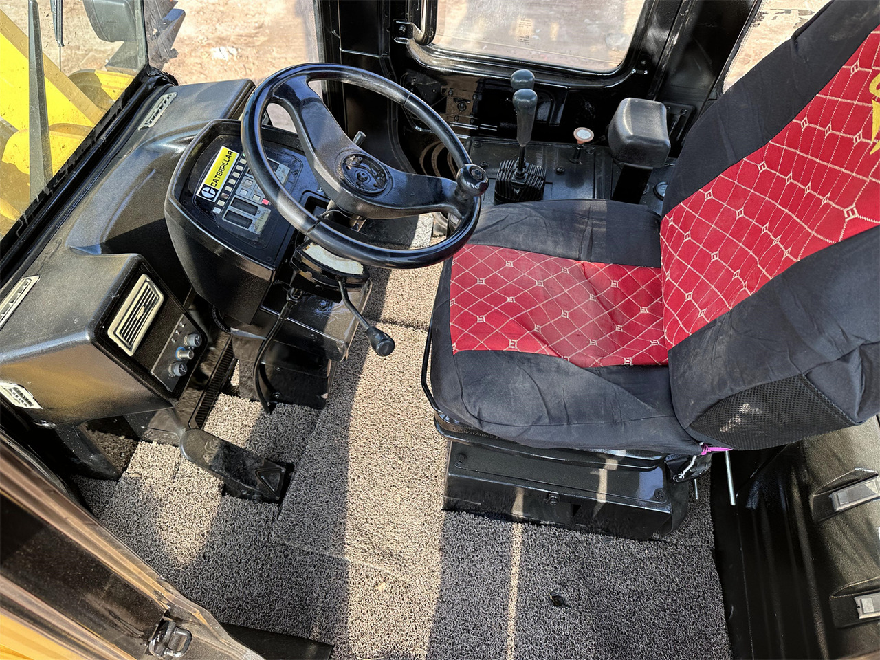 Chargeuse sur pneus CATERPILLAR 966G: photos 11