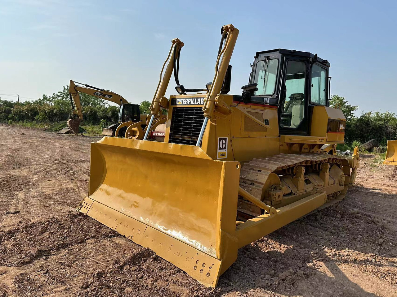 CATERPILLAR D6G Crawler Dozer - Bulldozer: photos 5 CATERPILLAR D6G Crawler Dozer - Bulldozer: photos 5