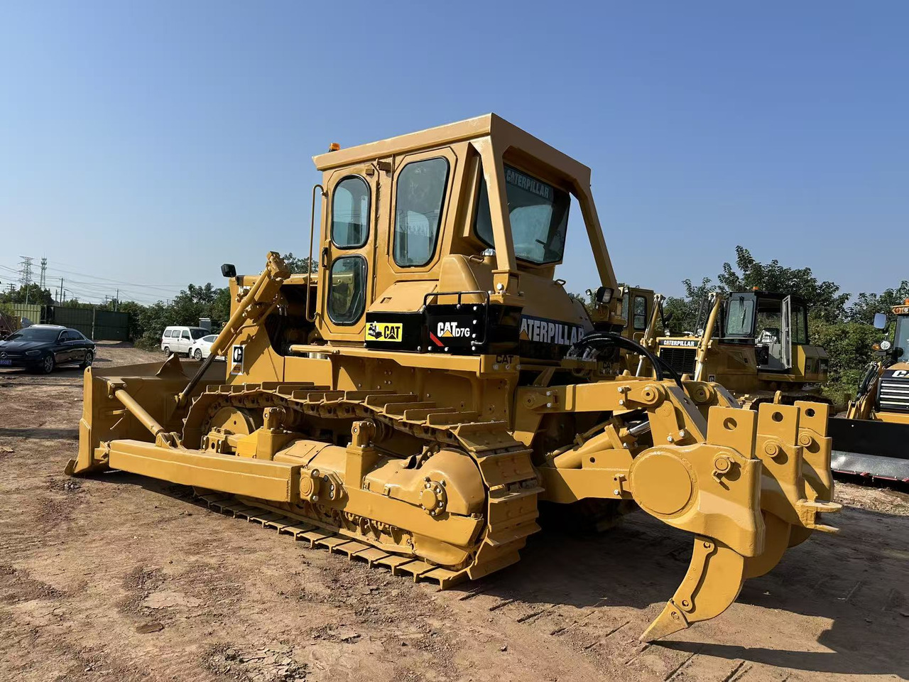 CATERPILLAR D7G - Bulldozer: photos 1 CATERPILLAR D7G - Bulldozer: photos 1