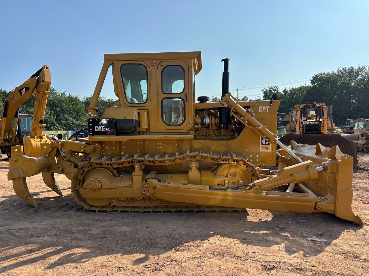 CATERPILLAR D7G bulldozer - Bulldozer: photos 3 CATERPILLAR D7G bulldozer - Bulldozer: photos 3