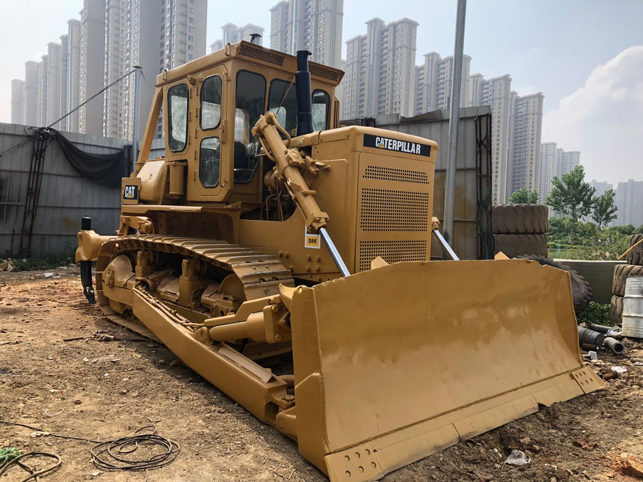 CATERPILLAR D8K - Bulldozer: photos 3 CATERPILLAR D8K - Bulldozer: photos 3