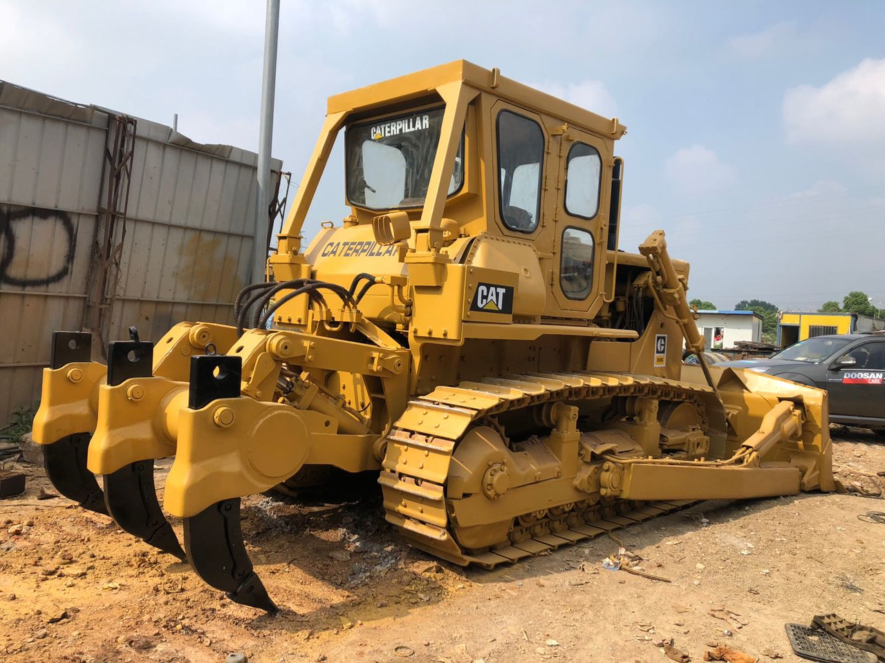CATERPILLAR D8K - Bulldozer: photos 2 CATERPILLAR D8K - Bulldozer: photos 2