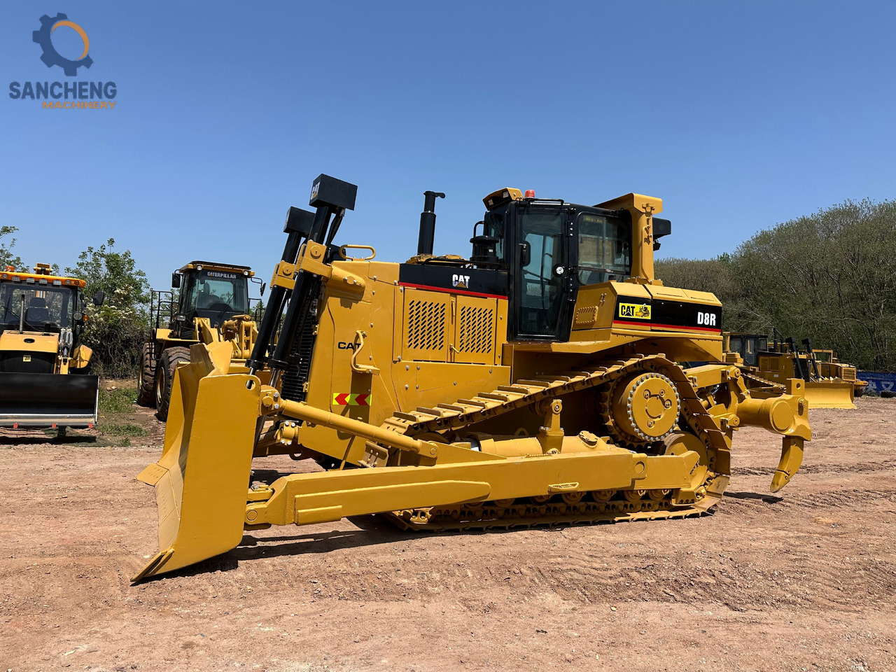 CATERPILLAR D8R - Bulldozer: photos 3 CATERPILLAR D8R - Bulldozer: photos 3