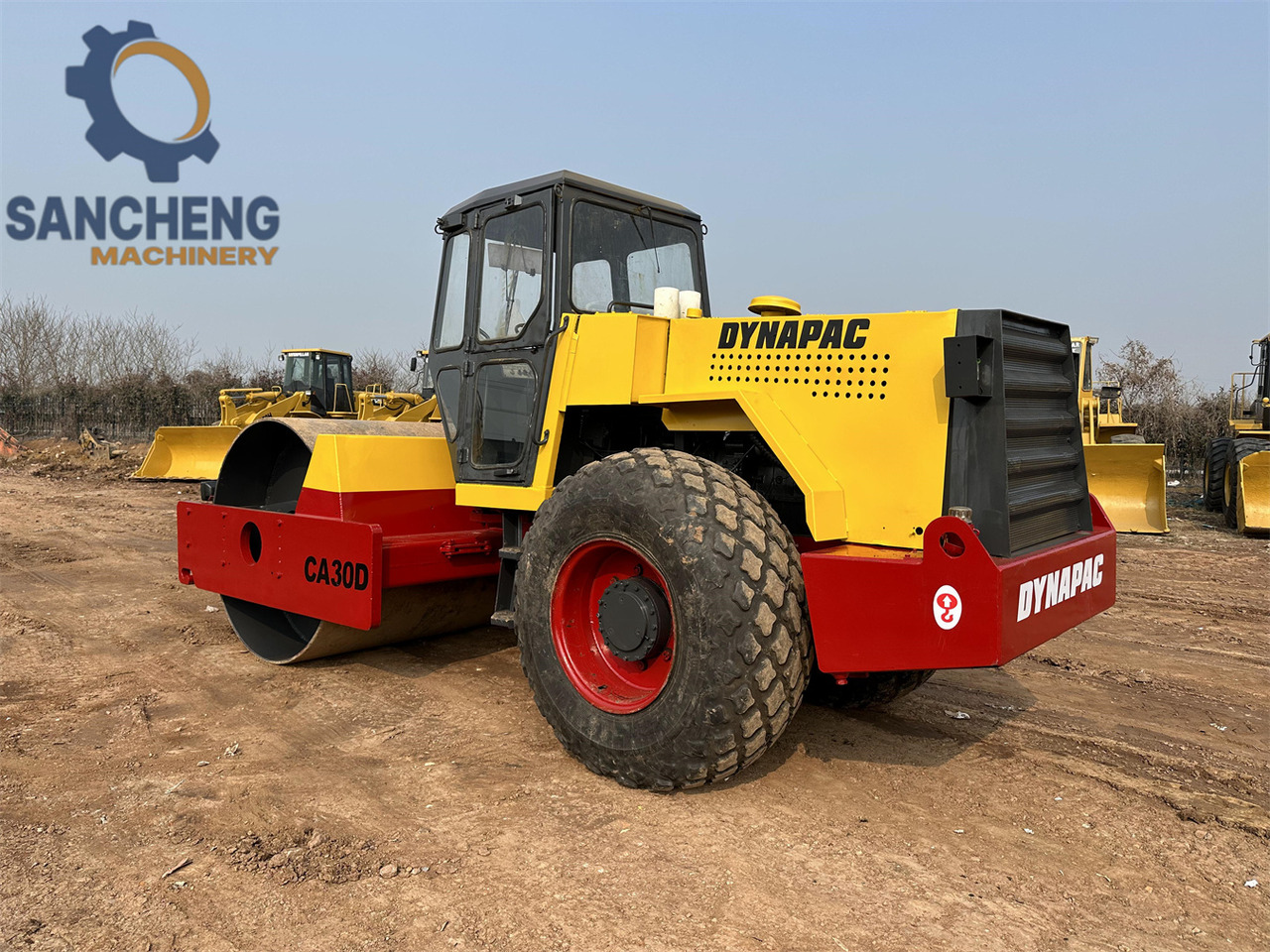 DYNAPAC CA30D - Compacteur: photos 2 DYNAPAC CA30D - Compacteur: photos 2