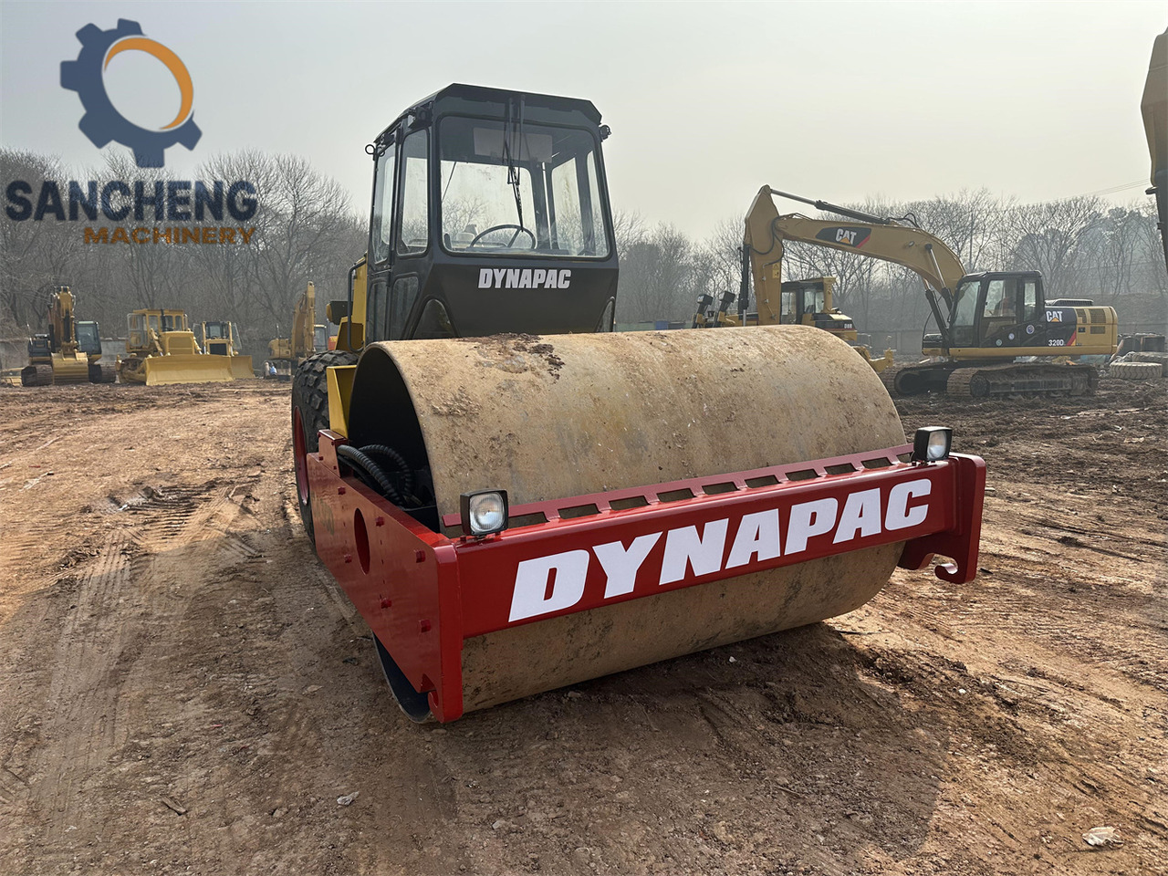 DYNAPAC CA30D - Compacteur: photos 5 DYNAPAC CA30D - Compacteur: photos 5
