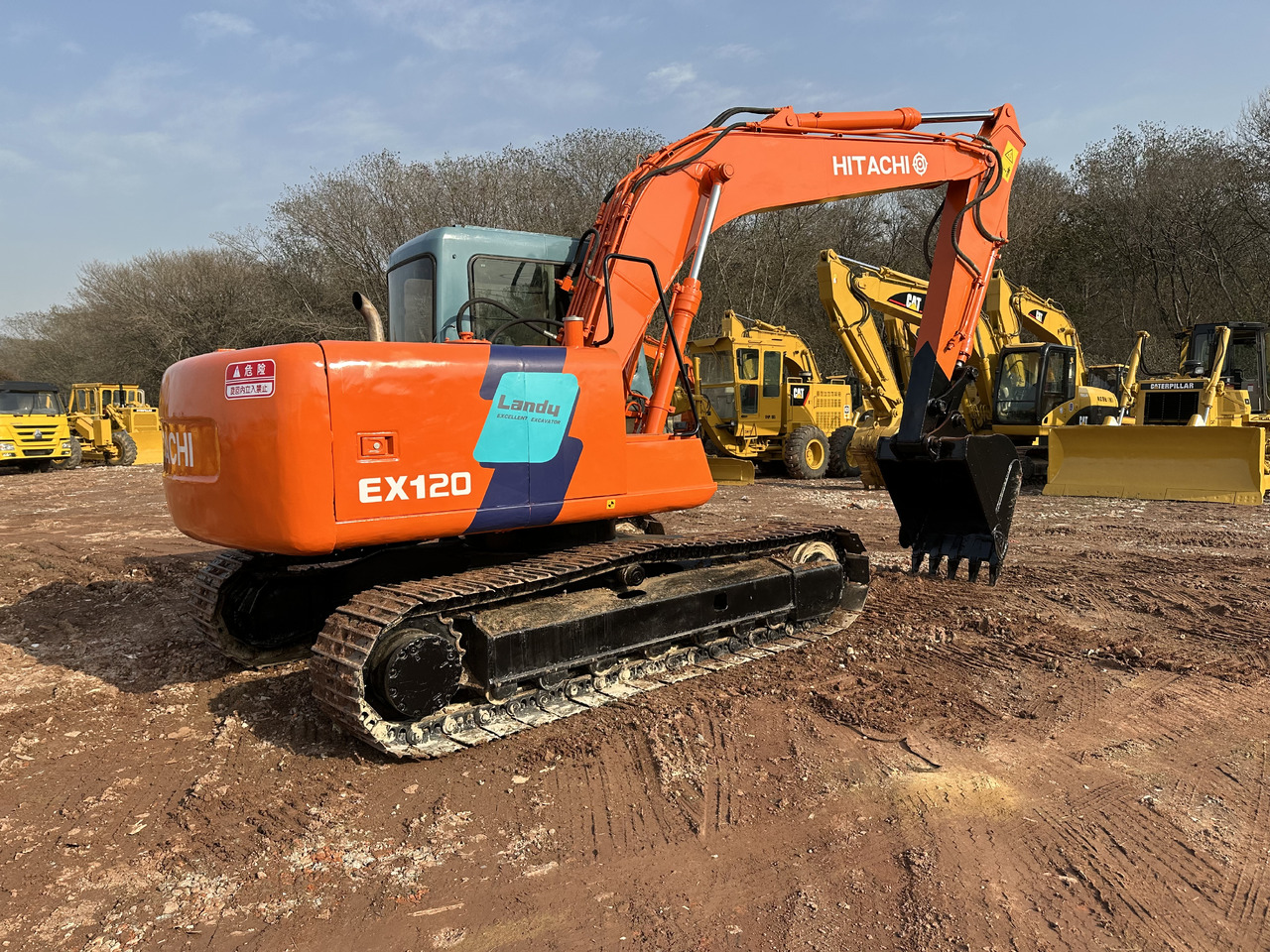 HITACHI EX120 - Pelle sur chenille: photos 2 HITACHI EX120 - Pelle sur chenille: photos 2