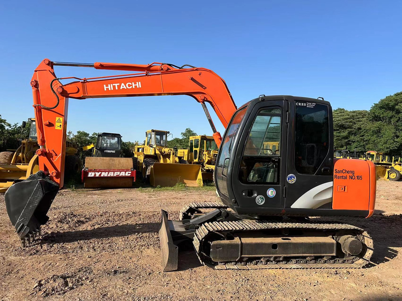 HITACHI ZAXIS ZX70 - Mini pelle: photos 2 HITACHI ZAXIS ZX70 - Mini pelle: photos 2