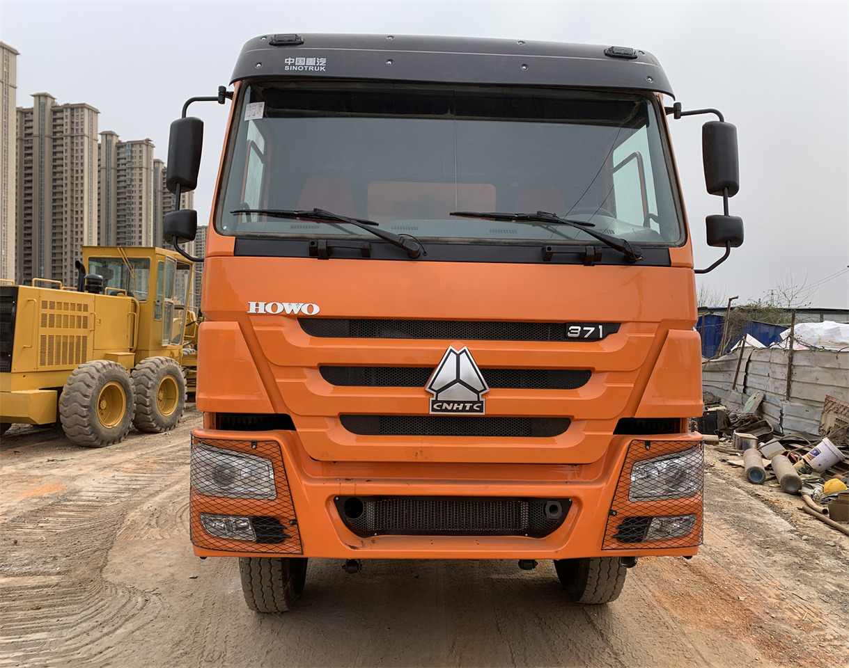 HOWO 371hp - Camion benne: photos 3 HOWO 371hp - Camion benne: photos 3